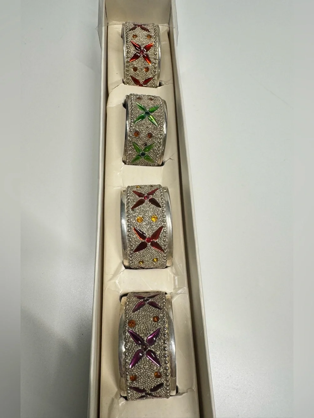 NIB Pier 1 Exclusive Jeweled Napkin Rings Silver Plated Set of 4